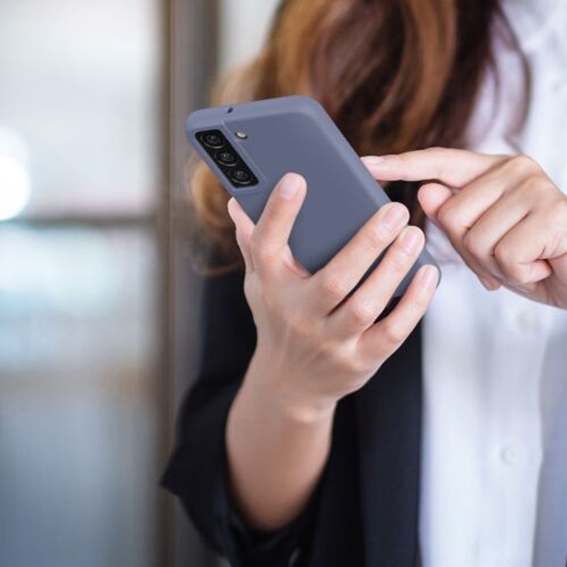 Laptop, Telefoane si Tablete - Telefoane mobile si accesorii - Accesorii Telefoane - Huse telefoane - Husa pentru Samsung Galaxy S22, Silicon, Albastru, 56756.168, Kwmobile - Infinity.ro