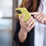 Laptop, Telefoane si Tablete - Telefoane mobile si accesorii - Accesorii Telefoane - Huse telefoane - Husa pentru Apple iPhone 12/iPhone 12 Pro, Silicon, Galben, 52641.49 - Infinity.ro