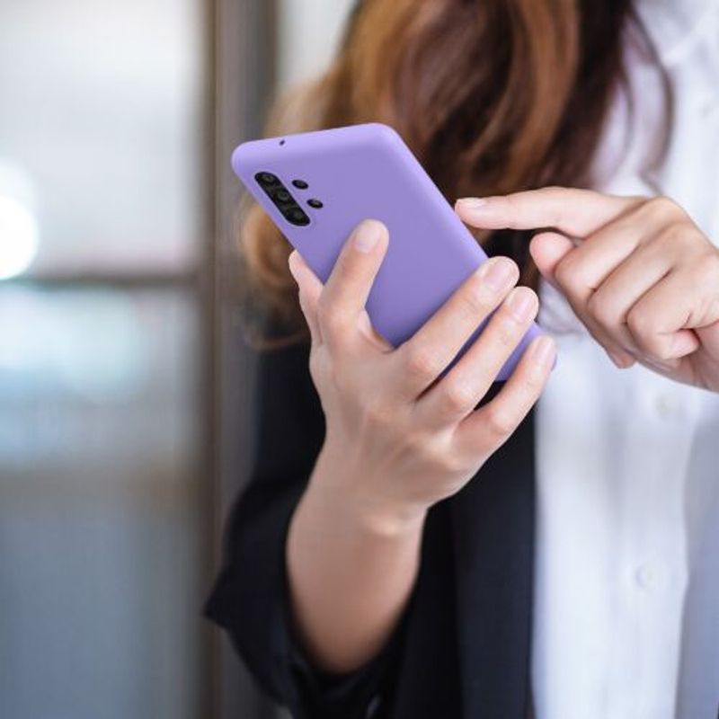 Laptop, Telefoane si Tablete - Telefoane mobile si accesorii - Accesorii Telefoane - Huse telefoane - Husa Kwmobile pentru Samsung Galaxy A13, Silicon, Mov, 57805.222 - Infinity.ro