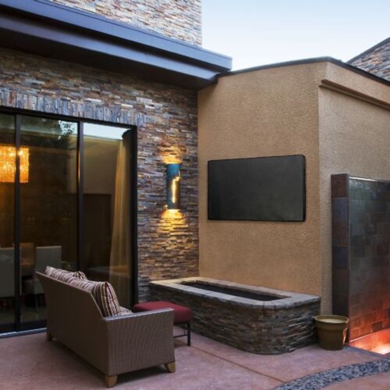 TV, Audio-Video si Foto - Accesorii TV si audio - Accesorii TV - Husa de exterior pentru televizor 32 inch, Kwmobile, Negru, Poliester, 58161.01 - Infinity.ro