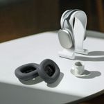 TV, Audio-Video si Foto - Portabile audio - Casti audio - Set 2 Perne de urechi pentru casti Apple AirPods Max, Kwmobile, Gri, Piele ecologica, 55895.19 - Infinity.ro