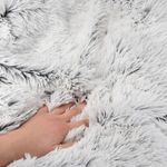 Casa si Gradina - Textile si covoare - Pături și cuverturi - Pături - Patura Navaris reversibila cu blana, 150 x 200 cm, gri, 49847.22.02 - Infinity.ro