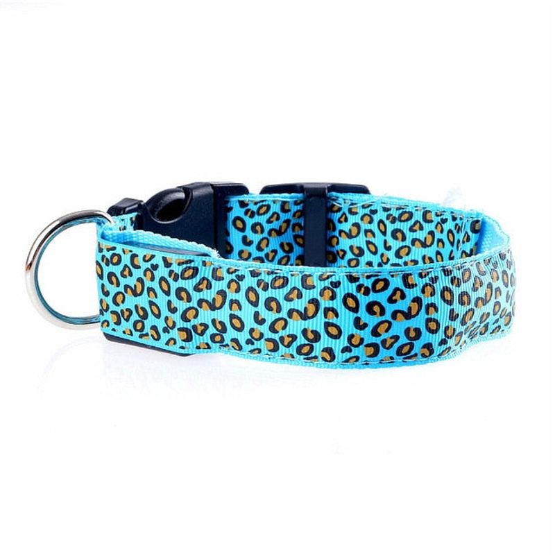 Petshop - Accesorii petshop - Zgarzi, lese si hamuri - Zgarzi - Zgarda LED pentru caini si pisici, model leopard, 36 cm, marimea S, albastru - Infinity.ro
