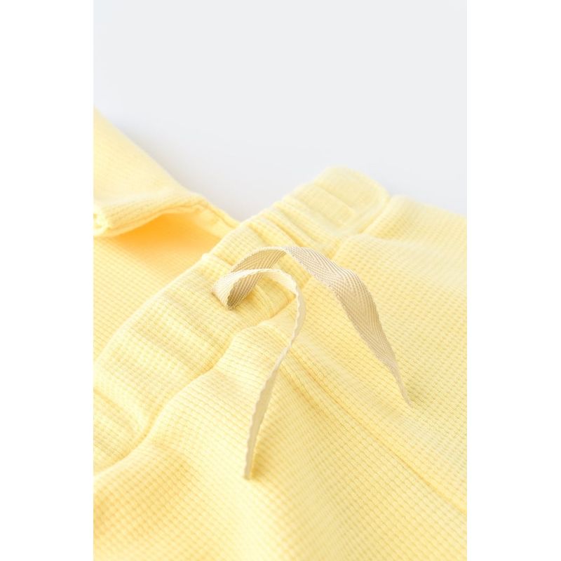 Fashion, accesorii si bijuterii - Copii - Imbracaminte copii - Treninguri si compleuri copii - Set tricou cu pantaloni scurti, galben, Baby Cosy, marime 3-6 luni - Infinity.ro