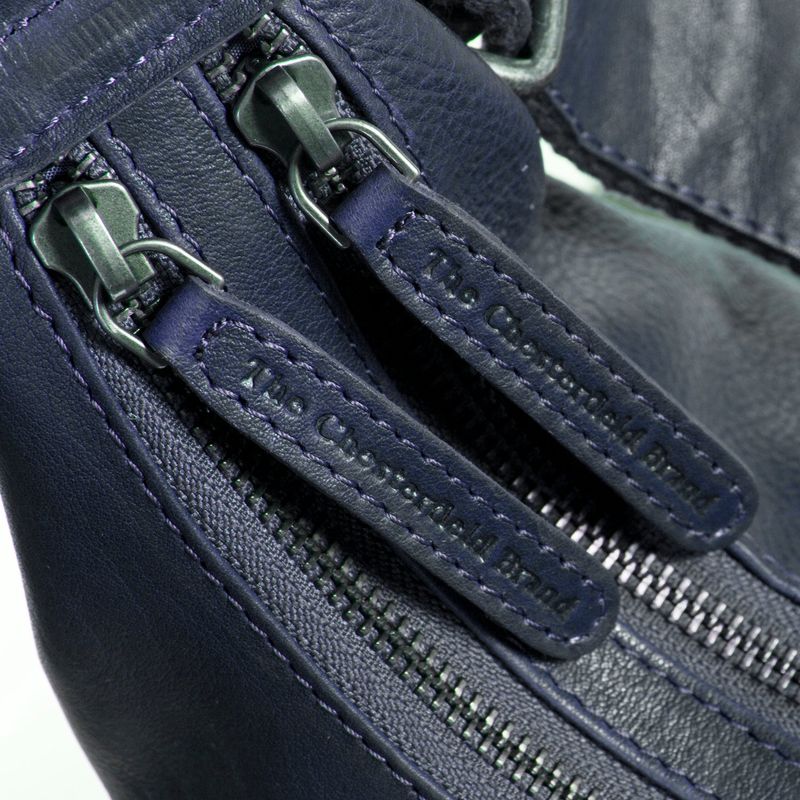 Fashion, accesorii si bijuterii - Femei - Accesorii femei - Genti si rucsacuri femei - Geanta de dama din piele naturala, The Chesterfield Brand, Jolie, de umar, bleumarin - Infinity.ro