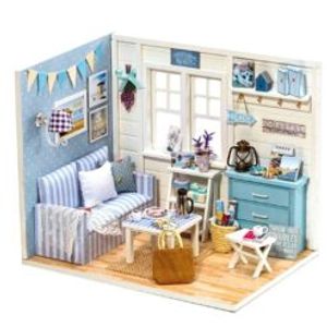 Casa de papusi din lemn cu mobilier si lumini, living