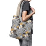 Fashion, accesorii si bijuterii - Femei - Accesorii femei - Genti si rucsacuri femei - Geanta Handmade Tote Basic, Pisicile la Job, Multicolor, 43x37 cm - Infinity.ro