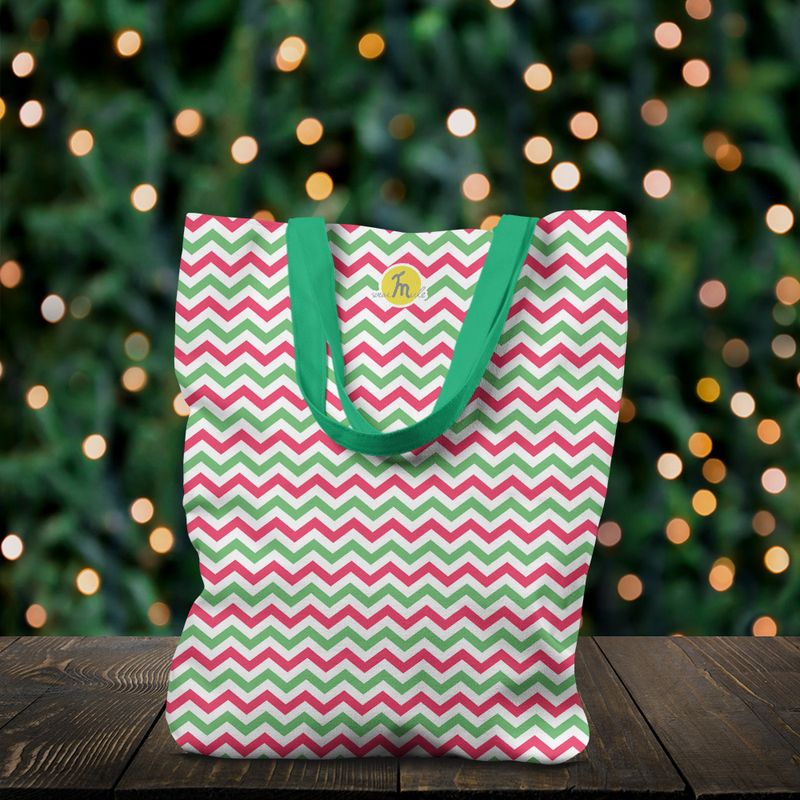 Fashion, accesorii si bijuterii - Femei - Accesorii femei - Genti si rucsacuri femei - Geanta Handmade Tote Liner cu Captuseala, Zig-Zag in Culori de Craciun, Multicolor, 45x37 cm - Infinity.ro