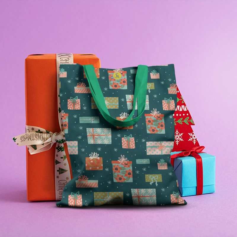 Fashion, accesorii si bijuterii - Femei - Accesorii femei - Genti si rucsacuri femei - Geanta Handmade Tote Basic, Cadouri pregatite pentru Craciun, Multicolor, 43x37 cm - Infinity.ro