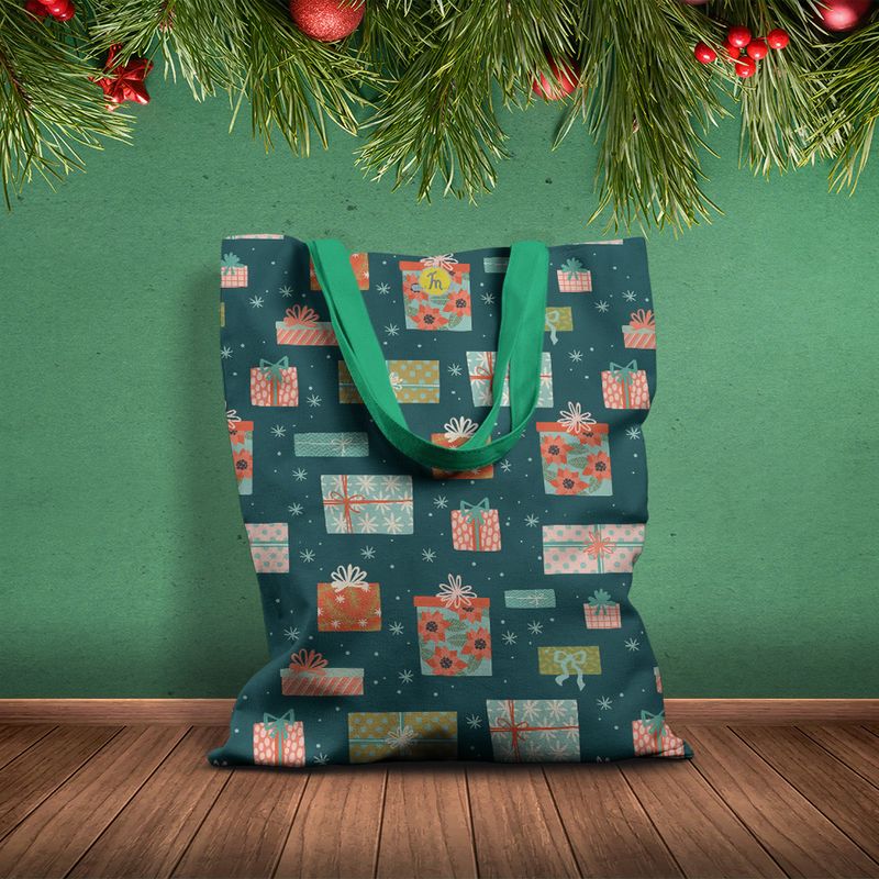 Fashion, accesorii si bijuterii - Femei - Accesorii femei - Genti si rucsacuri femei - Geanta Handmade Tote Basic, Cadouri pregatite pentru Craciun, Multicolor, 43x37 cm - Infinity.ro