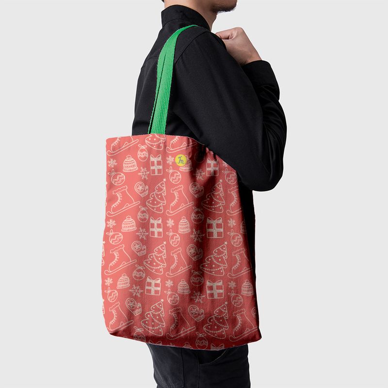 Fashion, accesorii si bijuterii - Femei - Accesorii femei - Genti si rucsacuri femei - Geanta Handmade Tote Basic, Pattern cu Cadouri in Culoarea Craciunului, Multicolor, 43x37 cm - Infinity.ro