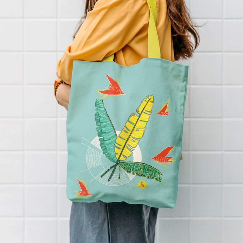 Fashion, accesorii si bijuterii - Femei - Accesorii femei - Genti si rucsacuri femei - Geanta Handmade Tote Liner cu Captuseala, Frunze de Bananier, Multicolor, 45x37 cm - Infinity.ro