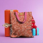 Fashion, accesorii si bijuterii - Femei - Accesorii femei - Genti si rucsacuri femei - Geanta Handmade Tote Basic, Decoratiuni de Craciun, Multicolor, 43x37 cm - Infinity.ro