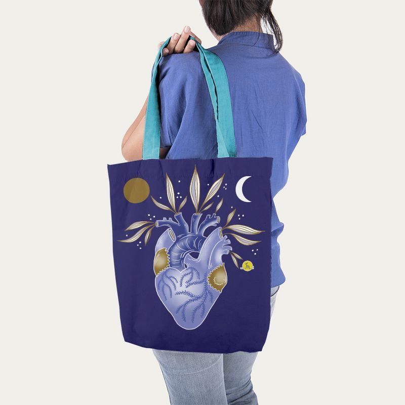 Fashion, accesorii si bijuterii - Femei - Accesorii femei - Genti si rucsacuri femei - Geanta Handmade Tote Liner cu Captuseala, Inima infloreste, Multicolor, 45x37 cm - Infinity.ro