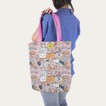 Fashion, accesorii si bijuterii - Femei - Accesorii femei - Genti si rucsacuri femei - Geanta Handmade Tote Liner cu Captuseala, Si Pisicile adora Muzica, Multicolor, 45x37 cm - Infinity.ro