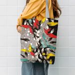 Fashion, accesorii si bijuterii - Femei - Accesorii femei - Genti si rucsacuri femei - Geanta Handmade Tote Liner cu Captuseala, Maini Mistice, Multicolor, 45x37 cm - Infinity.ro