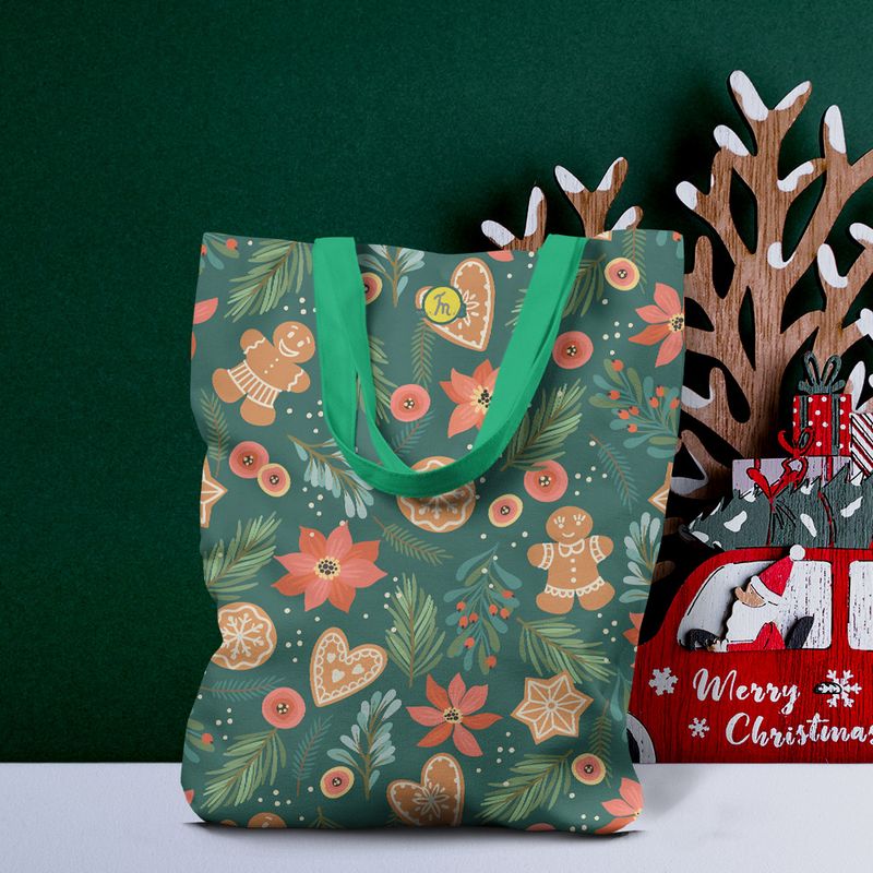 Fashion, accesorii si bijuterii - Femei - Accesorii femei - Genti si rucsacuri femei - Geanta Handmade Tote Liner cu Captuseala, Turta Dulce de Craciun, Multicolor, 45x37 cm - Infinity.ro