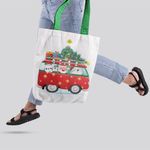 Fashion, accesorii si bijuterii - Femei - Accesorii femei - Genti si rucsacuri femei - Geanta Handmade Tote Liner cu Captuseala, Mos Craciun in VW Bus, Multicolor, 43 x 37 cm - Infinity.ro