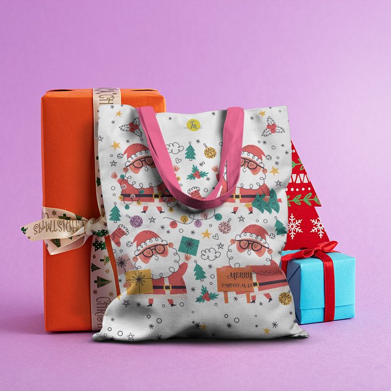 Fashion, accesorii si bijuterii - Femei - Accesorii femei - Genti si rucsacuri femei - Geanta Handmade Tote Basic, Merry Christmas Mos Craciun cu Ochelari, Multicolor, 43 x 37 cm - Infinity.ro