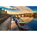 Casa si Gradina - Decoratiuni - Tapet - Fototapet de perete, autoadeziv si lavabil, Pod peste Vltava Praga, 270 x 200 cm - Infinity.ro