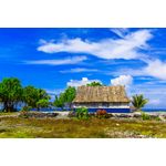 Casa si Gradina - Decoratiuni - Tapet - Fototapet, autocolant, Casa din Kiribati, 250 x 200 cm - Infinity.ro