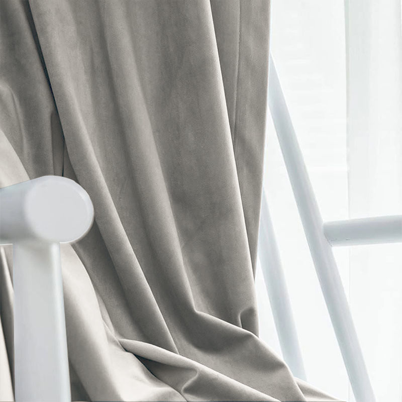 Casa si Gradina - Textile si covoare - Perdele si draperii - Draperii - Draperie din catifea blackout cu rejansa transparenta cu ate pentru galerie, Madison, 200x220 cm, densitate 700 g ml, Spanish Gray, 1 buc - Infinity.ro
