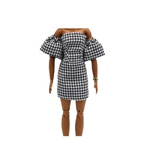 Jucarii, Copii si Bebe - Jucarii si jocuri - Papusi si accesorii - Infinity.ro