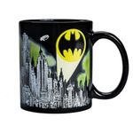 Jucarii, Copii si Bebe - Jucarii si jocuri - Jucarii de rol - Masti si costume copii - Set costum clasic Batman IdeallStore®, 7-9 ani, 120-130 cm, negru, masca LED si cana personalizata - Infinity.ro