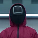 Casa si Gradina - Decoratiuni - Decoratiuni petrecere - Masti si costume carnaval - Masca de plastic, Jocul Calamarului, Patrat, plastic, negru, 24.5 cm - Infinity.ro