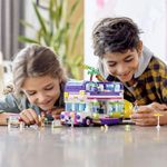 Jucarii, Copii si Bebe - Jucarii si jocuri - Seturi de constructie si cuburi - Seturi de constructie - LEGO Friends autobuzul prieteniei 41395 - Infinity.ro