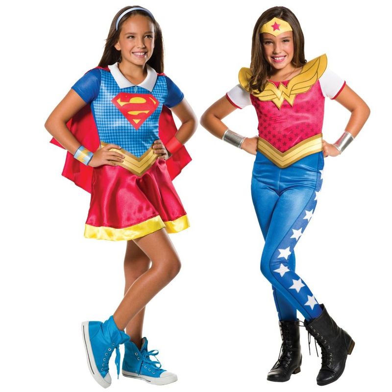 Jucarii, Copii si Bebe - Jucarii si jocuri - Jucarii de rol - Masti si costume copii - Set doua costume Wonder Woman si Supergirl pentru fete 7-8 ani 128 cm - Infinity.ro