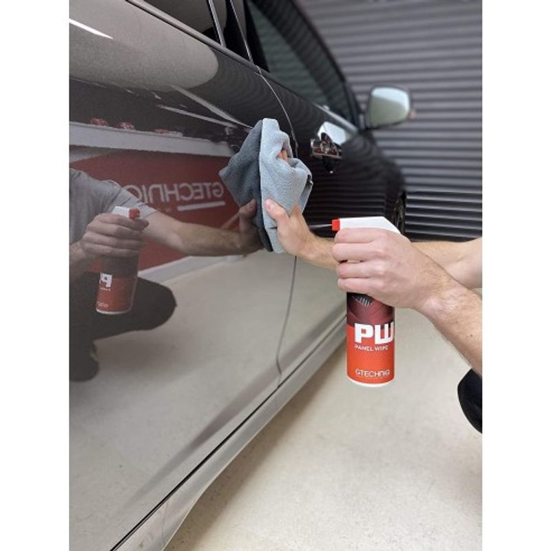 Auto si Moto - Piese auto si accesorii - Caroserie - Vopsele auto si accesorii - Degresant pregatire suprafete pentru protectia ceramica PW Panel Wipe Gtechniq 500ml - Infinity.ro