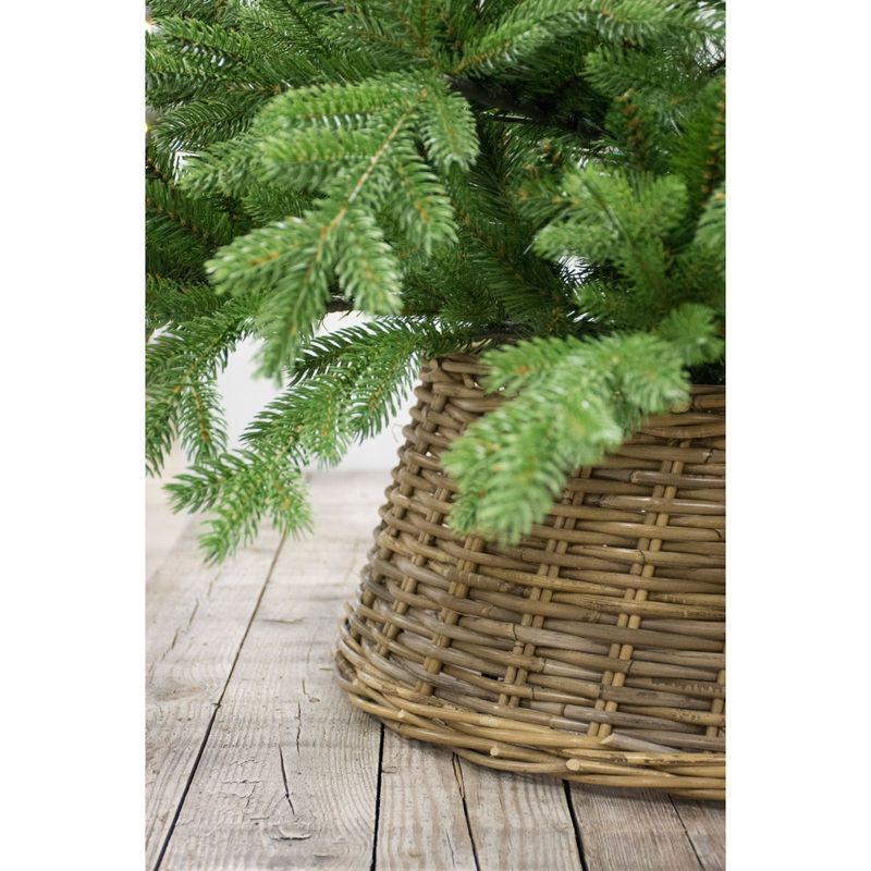 Casa si Gradina - Decoratiuni - Decoratiuni de sezon - Husa pentru suport brad Craciun alb spalat, ratan, 65 x 26 cm - Infinity.ro