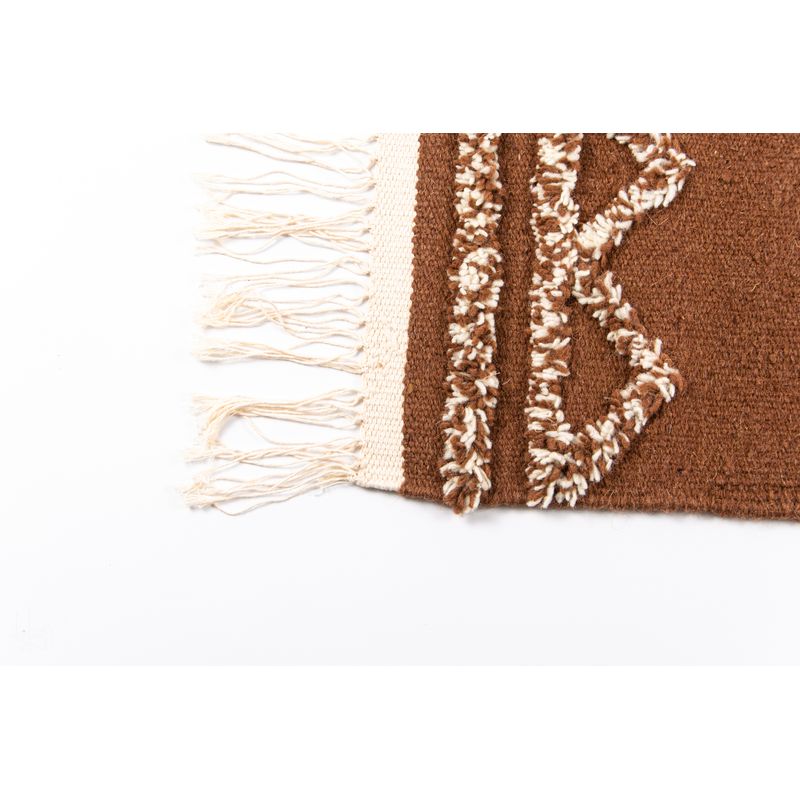 Casa si Gradina - Textile si covoare - Covoare - Covoare casa - Covor tesut manual din lana naturala maro cu alb 110 x 60 cm - Infinity.ro