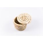 Casa si Gradina - Bucatarie si vesela - Vesela si tacamuri - Vesela pentru servire - Cos rotund cu capac, din fibra naturala de palmier D17 cm - Infinity.ro