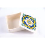 Casa si Gradina - Bucatarie si vesela - Organizare si depozitare bucatarie - Cutii alimentare - Cutie decorativa patrata fleur blanche din ceramica, realizata manual - Infinity.ro