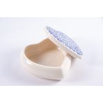 Casa si Gradina - Bucatarie si vesela - Organizare si depozitare bucatarie - Cutii alimentare - Cutie decorativa inimioara albastra din ceramica, realizata manual - Infinity.ro