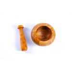 Casa si Gradina - Bucatarie si vesela - Ustensile bucatarie - Prese si storcatoare manuale - Mojar cu pistil din lemn de maslin rotund 10 cm - Infinity.ro