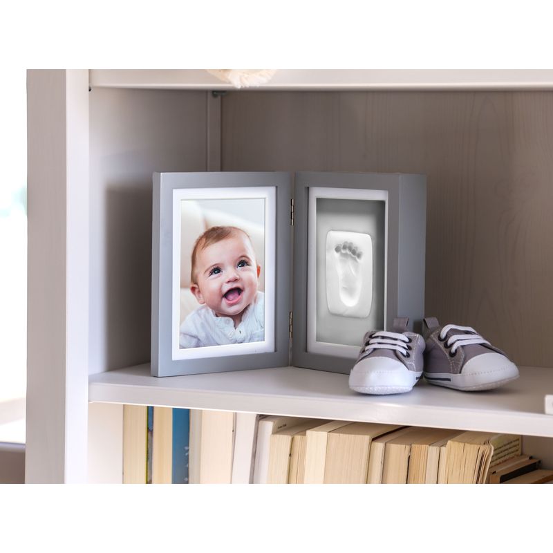 Market - Cadouri - Rame si albume foto - Kit rama foto dubla cu amprenta mulaj manuta sau piciorus Pearhead gri - Infinity.ro