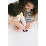 Market - Cadouri - Rame si albume foto - Kit rama foto amprenta cu cerneala pentru manuta si piciorus model vintage Pearhead - Infinity.ro