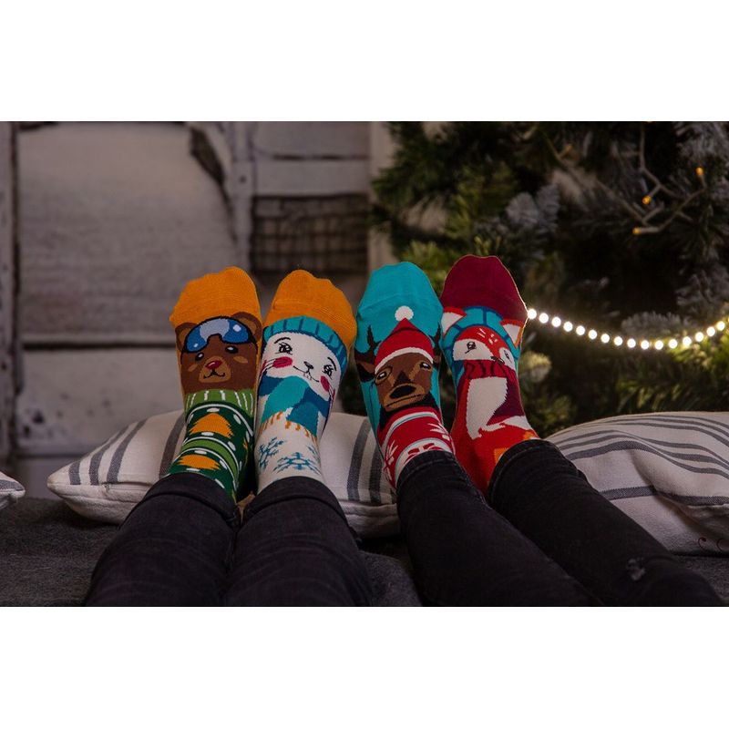 Fashion, accesorii si bijuterii - Femei - Lenjerie si pijamale femei - Sosete si ciorapi femei - Sosete bambus de craciun BOX 3 Comfort Feet Socks CHRISTMAS Bear Deer Wolf, 39-42 EU - Infinity.ro