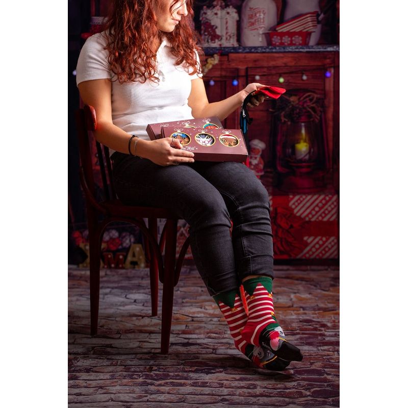 Fashion, accesorii si bijuterii - Femei - Lenjerie si pijamale femei - Sosete si ciorapi femei - Sosete bambus de craciun BOX 3 Comfort Feet Socks CHRISTMAS Bear Deer Wolf, 39-42 EU - Infinity.ro