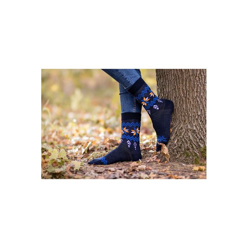 Fashion, accesorii si bijuterii - Femei - Lenjerie si pijamale femei - Sosete si ciorapi femei - Sosete antibacteriene din lana merino Snow Albastru inchis, 35-38 EU - Infinity.ro