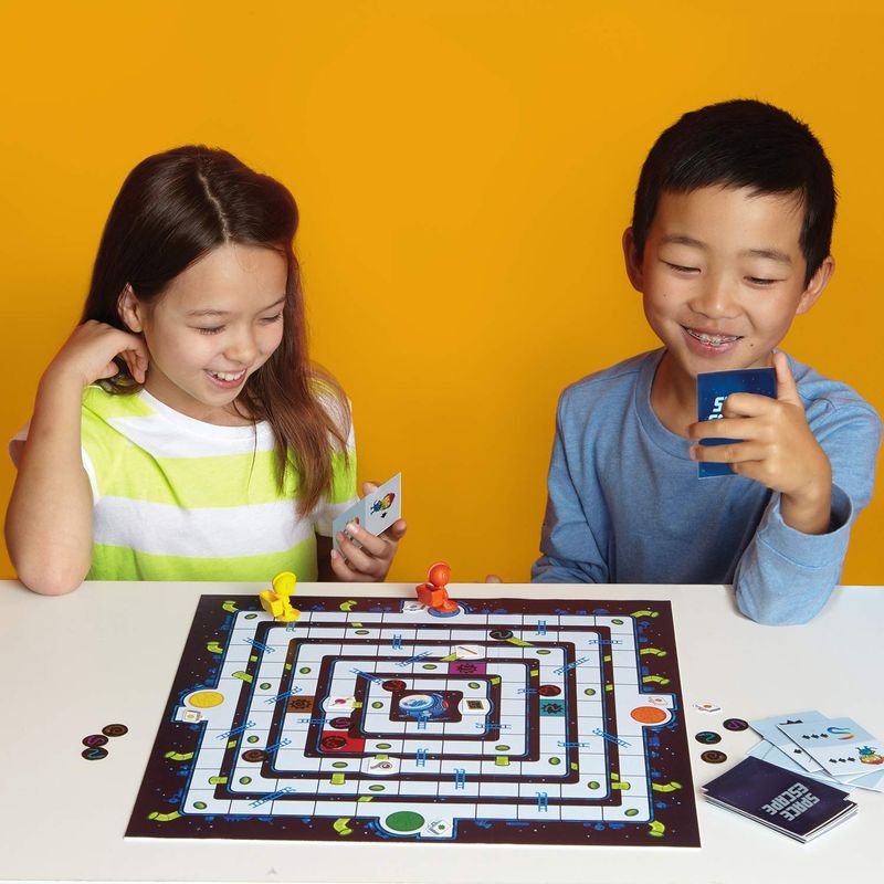 Jucarii, Copii si Bebe - Jucarii si jocuri - Jocuri si puzzle - Jocuri de societate - Space escape - Misiune de salvare in spatiu - Infinity.ro