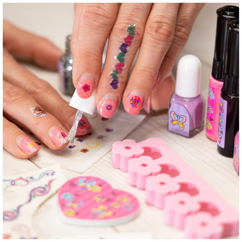 Jucarii, Copii si Bebe - Jucarii si jocuri - Jucarii de rol - Frumusete, bijuterii si accesorii fetite - Kit manichiura pentru copii - Infinity.ro