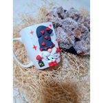 Casa si Gradina - Bucatarie si vesela - Cani si pahare - Cani si cesti - Cana de Craciun Fimo "Gnom cu felinar" modelat manual cu lut polimeric - Infinity.ro