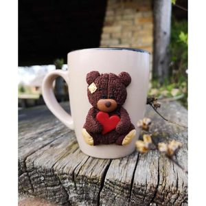 Cana personalizata cu lut polimerica Fimo, "Ursulet cu inimioara", handmade