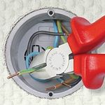 Casa si Gradina - Constructii - Scule de mana si unelte - Clesti si patenti - Cleste profesional cu tais diagonal Knipex 70 02 140, 140 mm - Infinity.ro