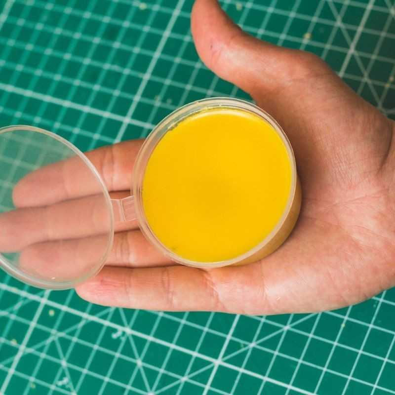 Casa si Gradina - Constructii - Scule electrice si accesorii - Accesorii polizare si slefuire - Ceara de albine naturala pentru lemn BeaverCraft W60, 60 g - Infinity.ro