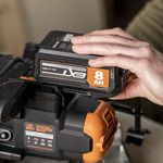 Casa si Gradina - Constructii - Scule electrice si accesorii - Acumulatori si incarcatoare scule electrice - Acumulator Li-Ion R18BAT-Li8 Evolution 106-0004, 18 V, 8 Ah - Infinity.ro